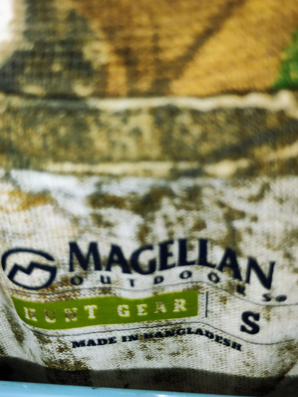 Magellan Outdoors Youth Camo Hunting Set - Size Small (8/10) Shirt & Pants